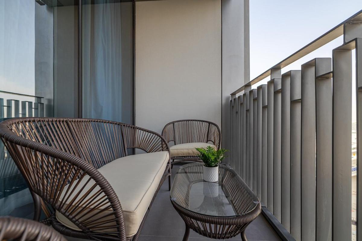 Spacious 2Bdr In Creek Harbor With City View Dubai Exterior photo